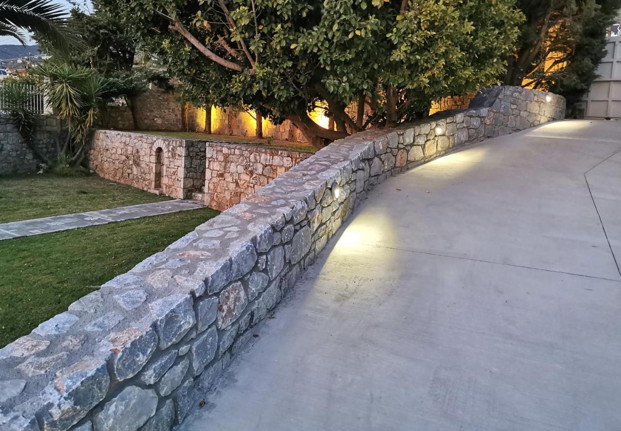 Messinian Blue Seaside Villa Kalamata Exterior photo