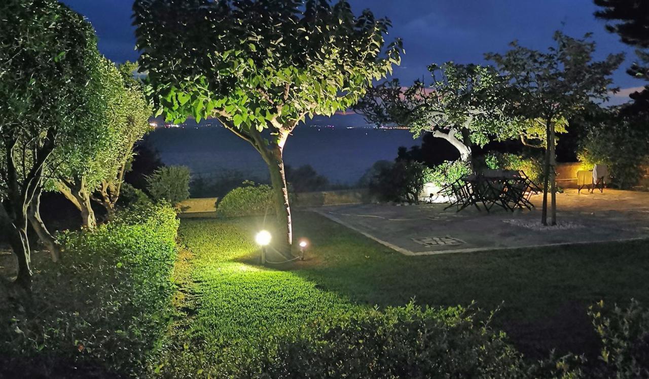 Messinian Blue Seaside Villa Kalamata Exterior photo