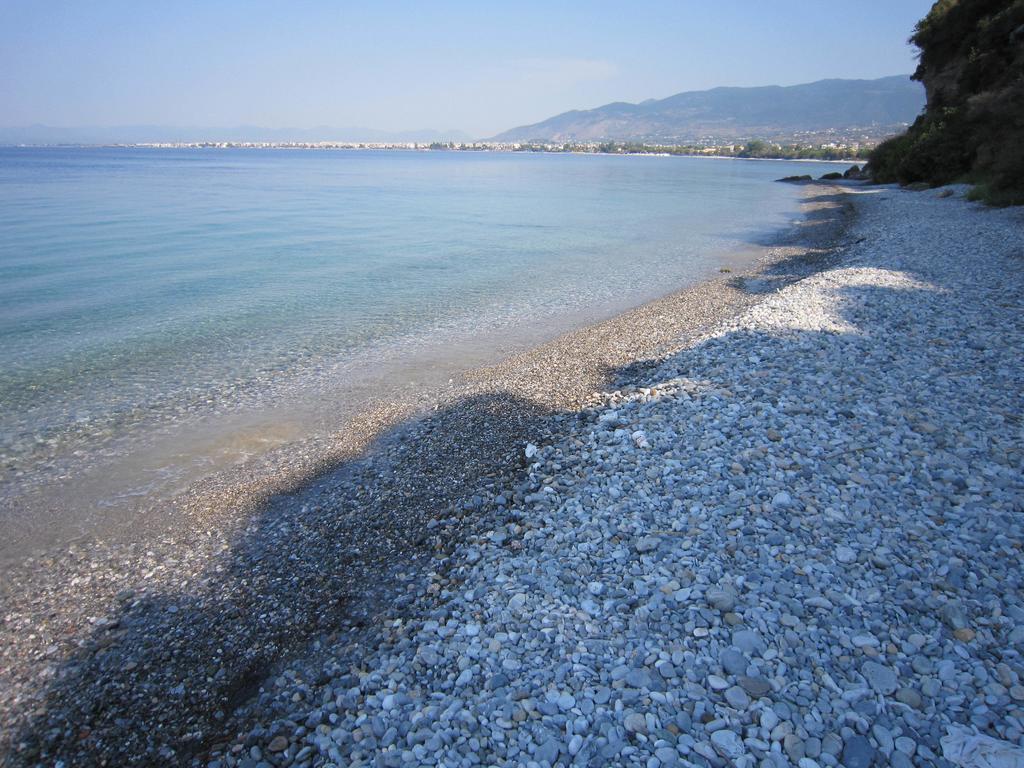 Messinian Blue Seaside Villa Kalamata Exterior photo
