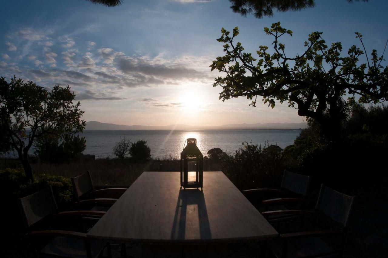 Messinian Blue Seaside Villa Kalamata Exterior photo
